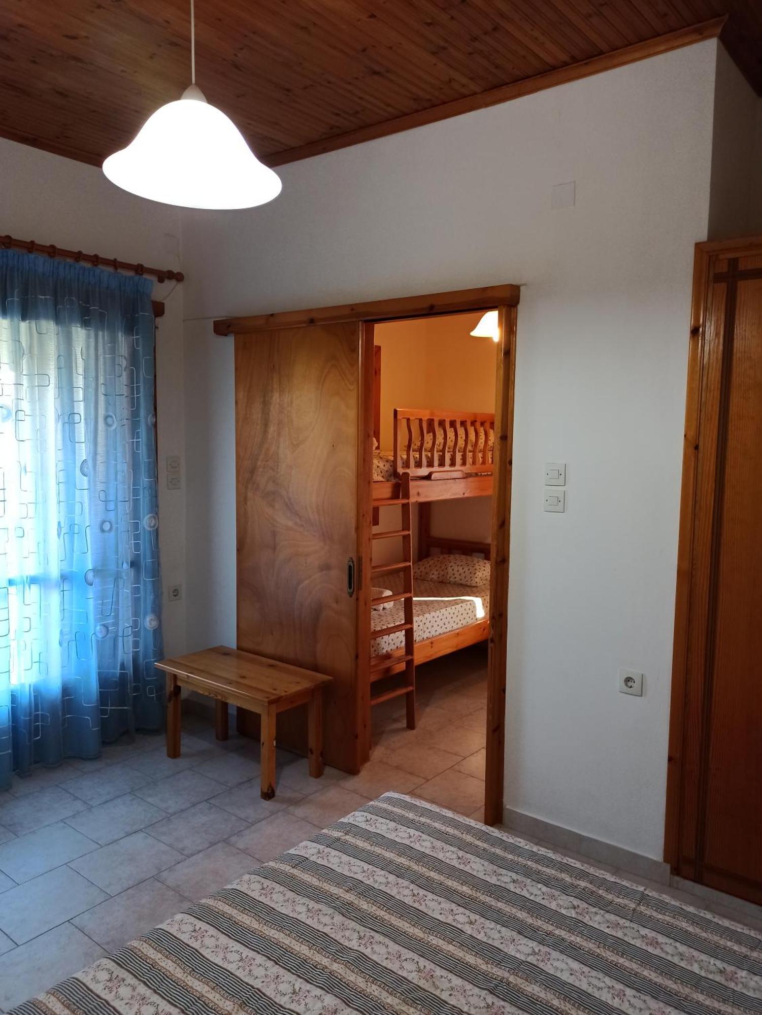 Theodore Apartments زاخارو المظهر الخارجي الصورة