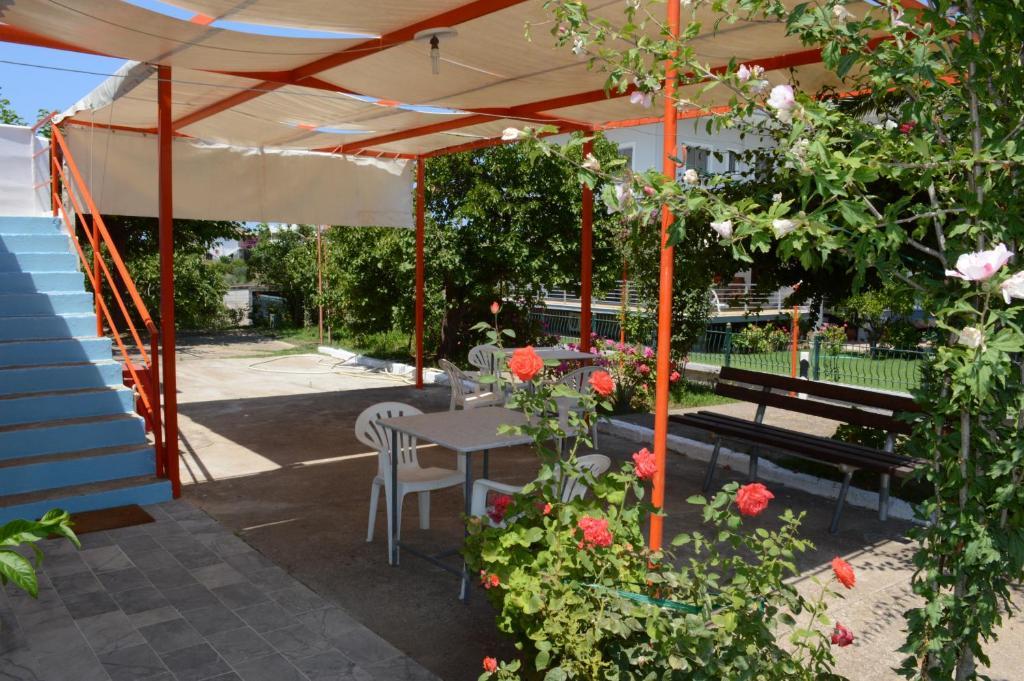 Theodore Apartments زاخارو المظهر الخارجي الصورة